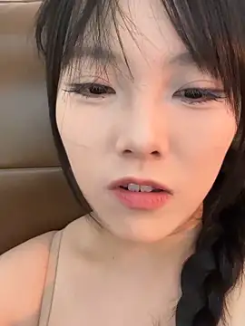 Suluuuuu-1's Webcam Show