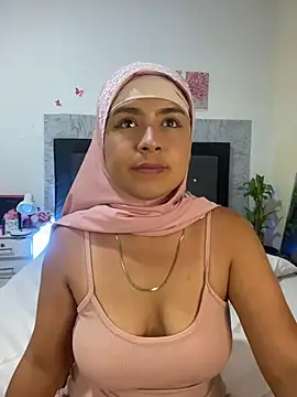 alia_asad's Live XXX Chat