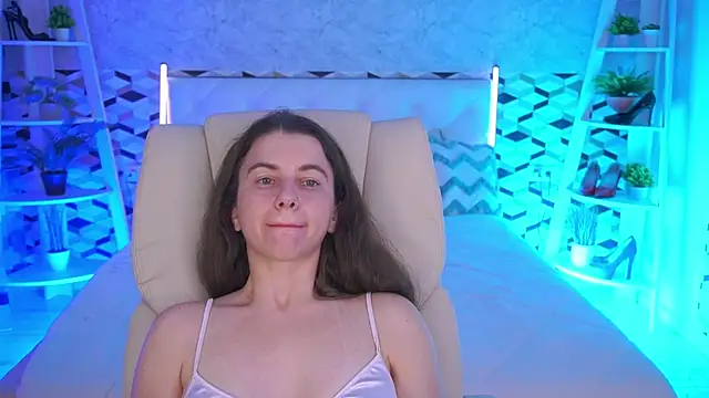 LittleJulii – Naživo XXX chat