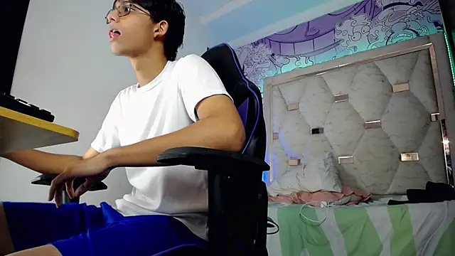 zxvn_n Live XXX-Chat