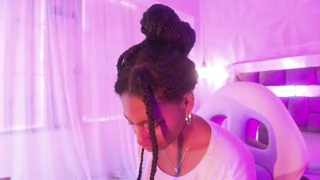 Queen_perla_ Live XXX-Chat