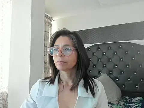 lena_gray's Live XXX Chat