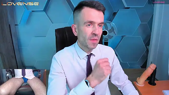 Czat XXX na żywo – SteveTiger