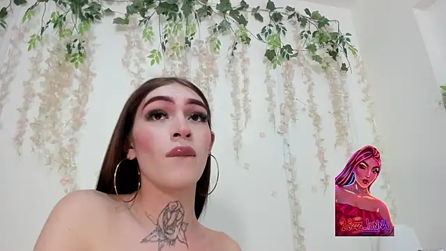 lizz_lunna Adlı Modelin Canlı XXX Sohbeti