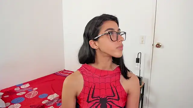 Mazikeen__18's Live XXX Chat
