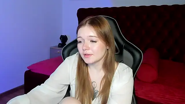 XXX chat uživo modela ElinaVale