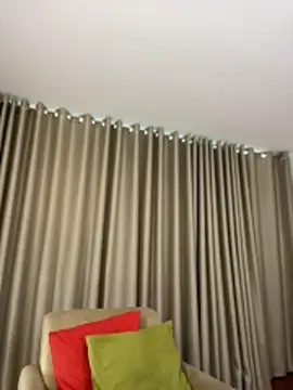 Zandrina 라이브 XXX 채팅