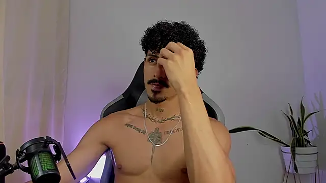 Lukeetaylor – Naživo XXX chat