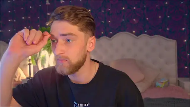 Živý XXX chat Dexter_Raze