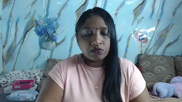 Indian_tracy's Live XXX Chat