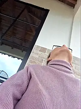 צ'אט XXX בשידור חי של MariaPau_83