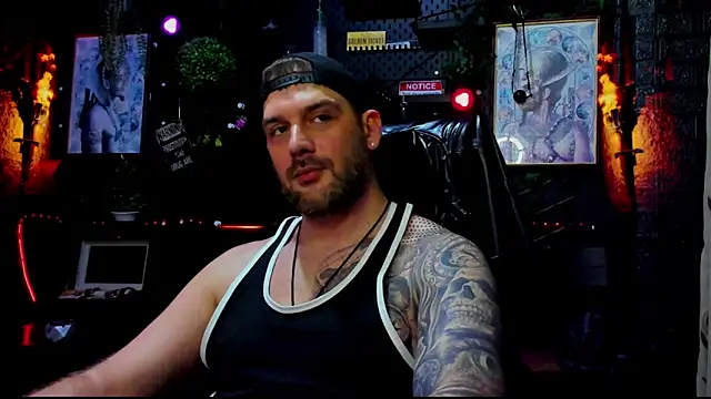 LexHardy Live XXX Chat
