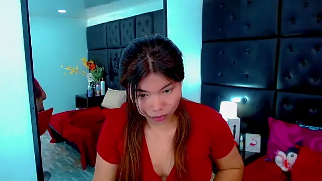 Cloelombard's Live XXX Chat