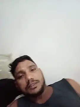 BiggerDickGuy live XXX chat