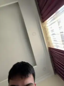 Errie1327 现场XXX聊天
