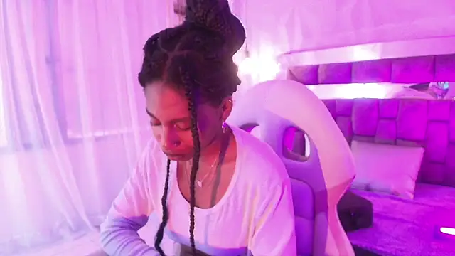 Queen_perla_ 라이브 XXX 채팅