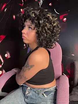 Laila_LSのライブXXXチャット