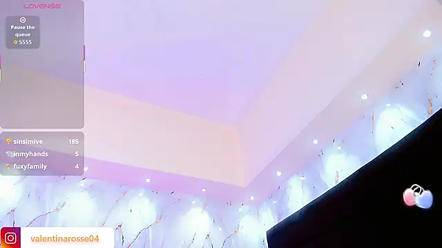 XXX chat uživo modela Celene-Noir-