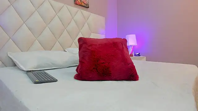 salome_saenz__ Adlı Modelin Canlı XXX Sohbeti
