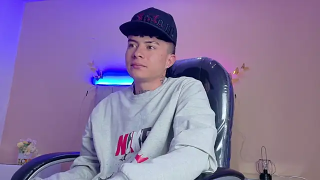 Nascary_Fox Live XXX-Chat