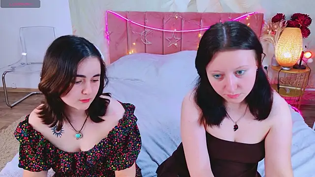 RuthHalll live XXX chat