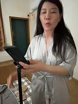 XXX chat uživo modela xiiuuff18