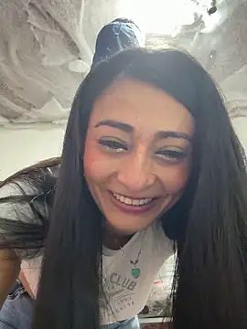 IsabellaMariet Show in webcam