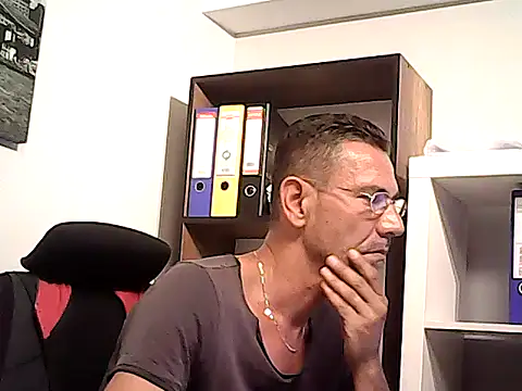دردشة mastercharisma35 الجنسية المباشرة