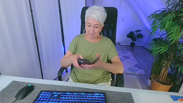 Živý XXX chat LovelyHelena