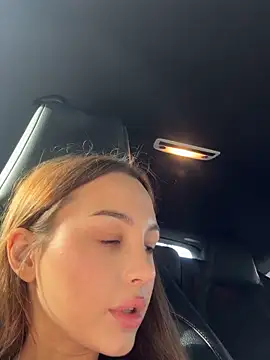 DoloresXO élő XXX-chatje