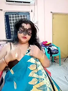 Naughty_Kayra Adlı Modelin Canlı XXX Sohbeti