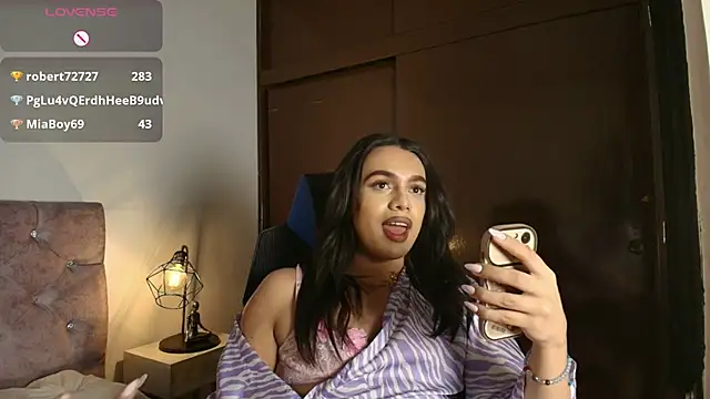 KendaallFox_ Chat XXX in diretta