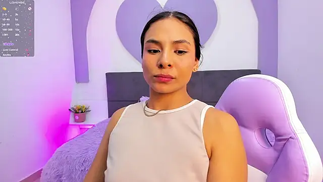 amira_cute2's Live XXX Chat