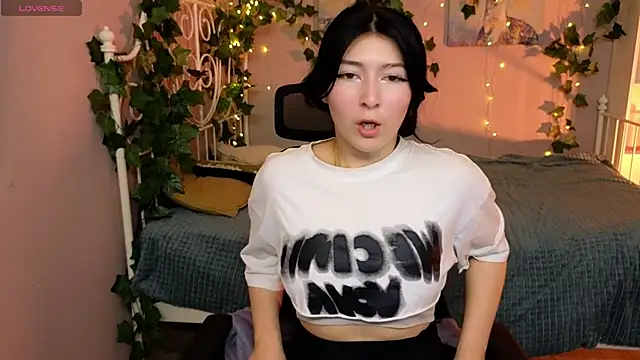 Vanessa_LimX's Live XXX Chat