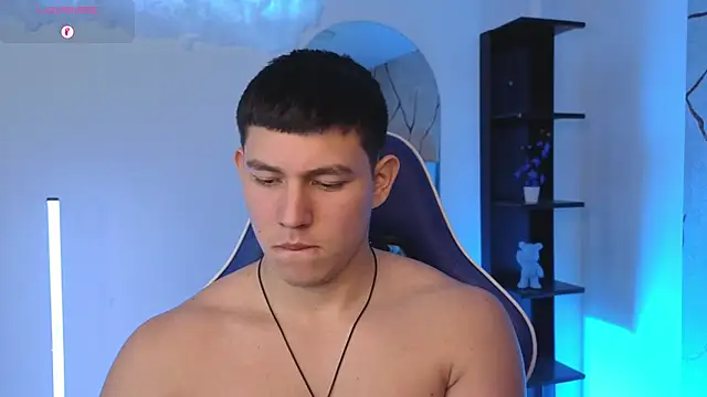 JamesCr_ 在線直播表演