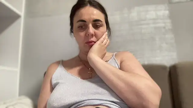 Chat +18 de Darsy_Rox ao vivo
