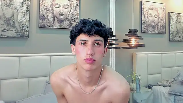 Živý XXX chat thom_ames