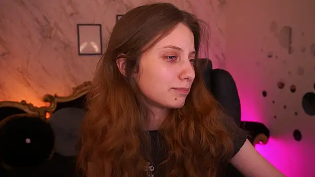 Chat XXX en directo de CuteeFoxy