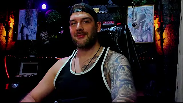 Онлайн чат XXX LexHardy