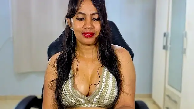 แชท XXX สดของ FannyXhot
