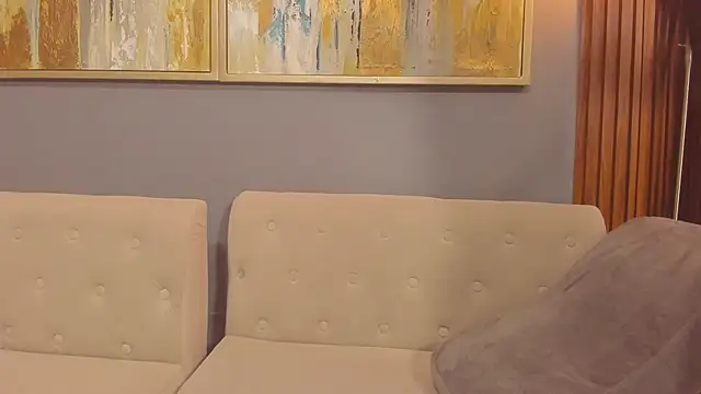 Yintaish Live XXX-Chat