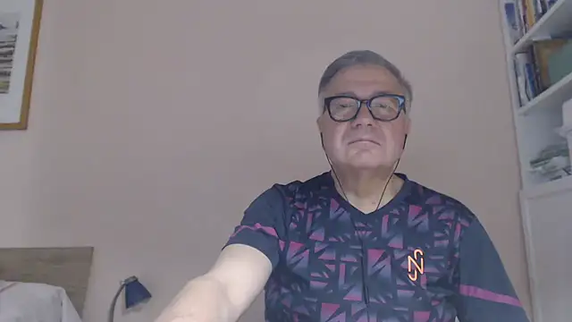 دردشة YOU6me الجنسية المباشرة