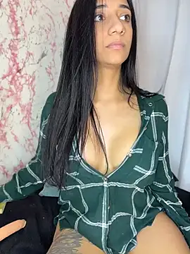 UrNewFantasy Live XXX-chat
