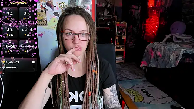LisaFoxy_y: онлайн-секс-чат