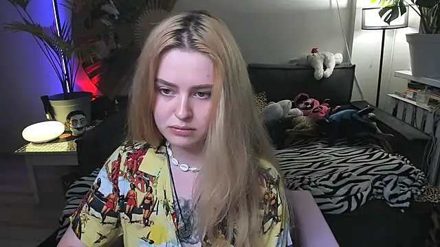 Alexa_Pirs 라이브 XXX 채팅