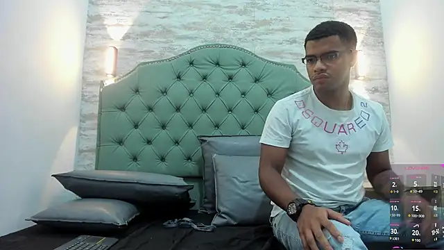 Chat +18 de TeamMarcoLuna ao vivo