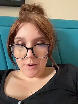 XXX chat uživo modela silvercurved