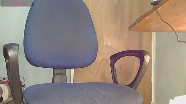 DOLL_CUMSHOT's Live XXX Chat