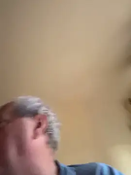 csikar's Live XXX Chat