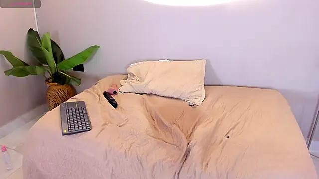 XXX chat uživo modela ainaah_